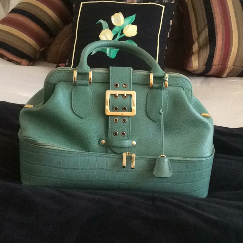 LEATHER GREEN Handbag by THE FIND